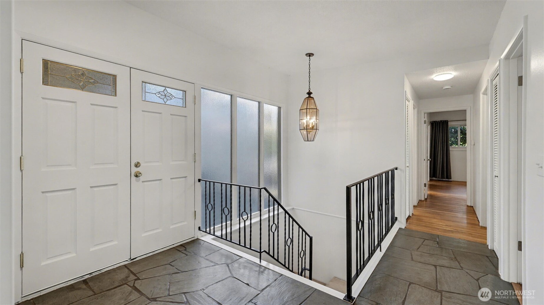 912 168th Place NE, Bellevue, WA 98008-3750