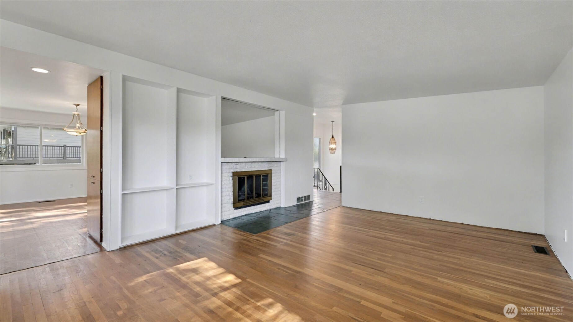 912 168th Place NE, Bellevue, WA 98008-3750