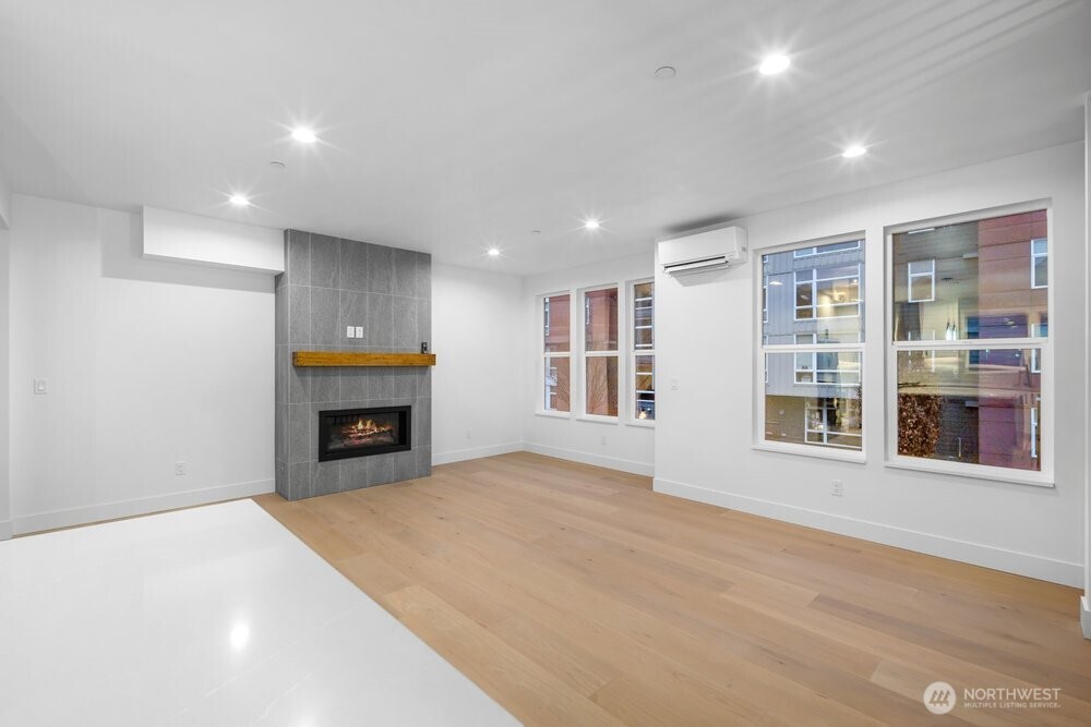 687 NW Locust ST (Homesite #13) , Issaquah, WA 98027