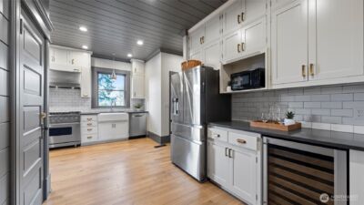 366 S Palouse , Walla Walla, WA 99362 - Photo 14