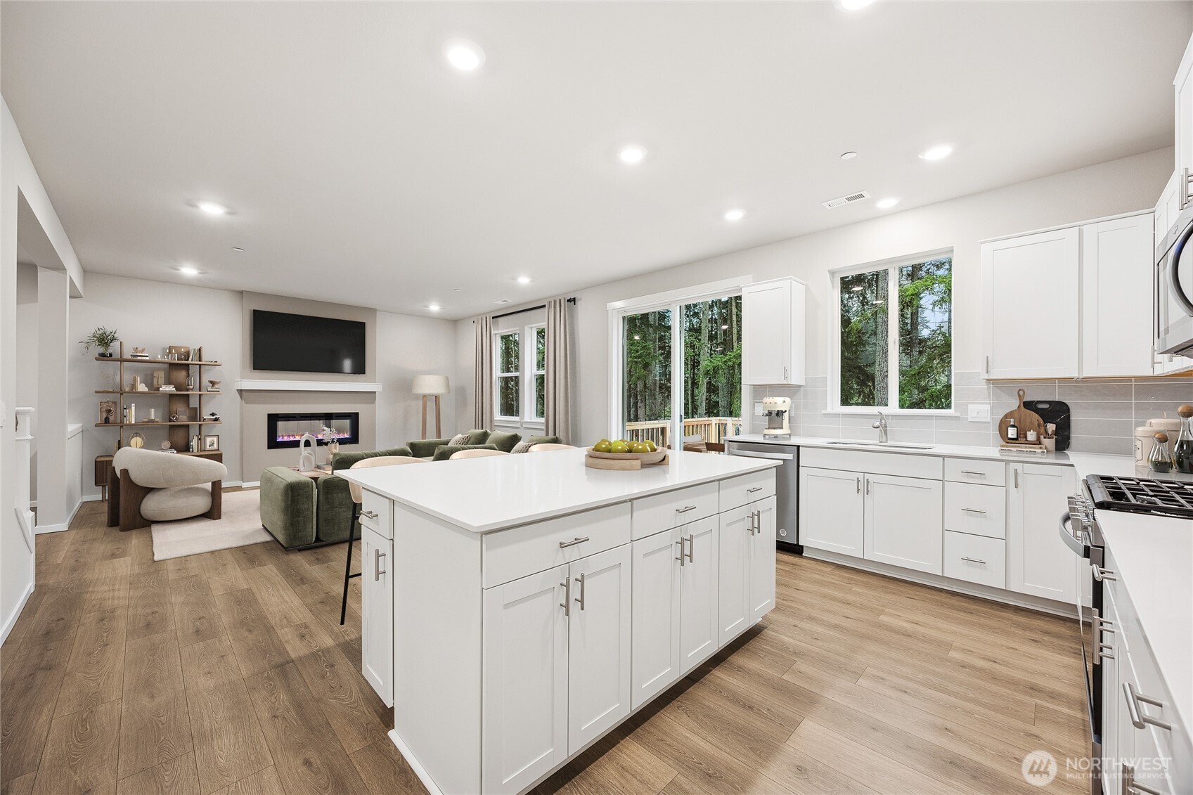 712 129th Street E #11, Tacoma, WA 98445