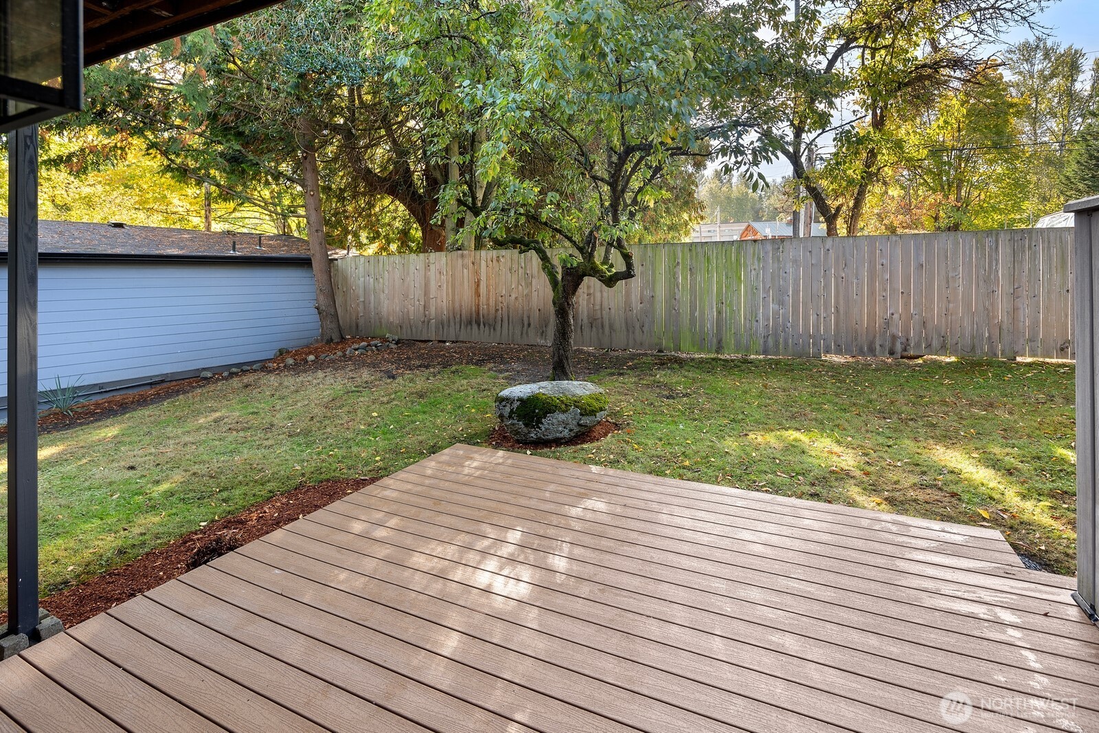 845 Kirkland Way , Kirkland, WA 98033