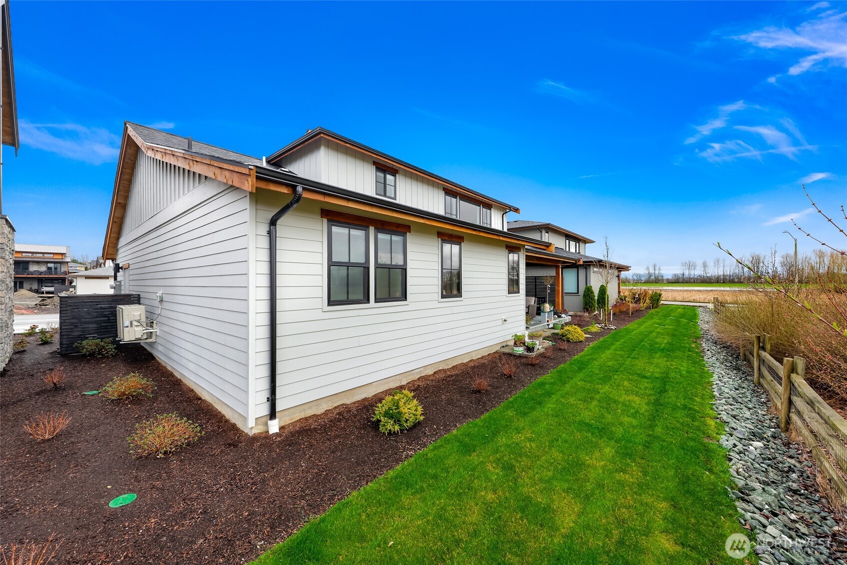 208 Pebblebrook Drive , Lynden, WA 98264