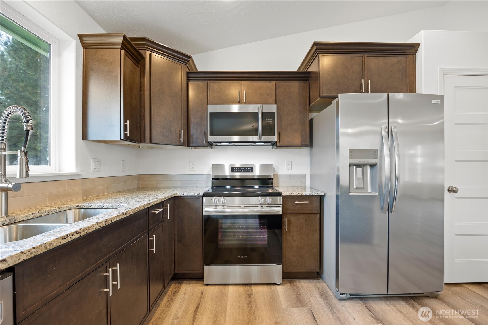 1507 S 5th Street , Dayton, WA 99328