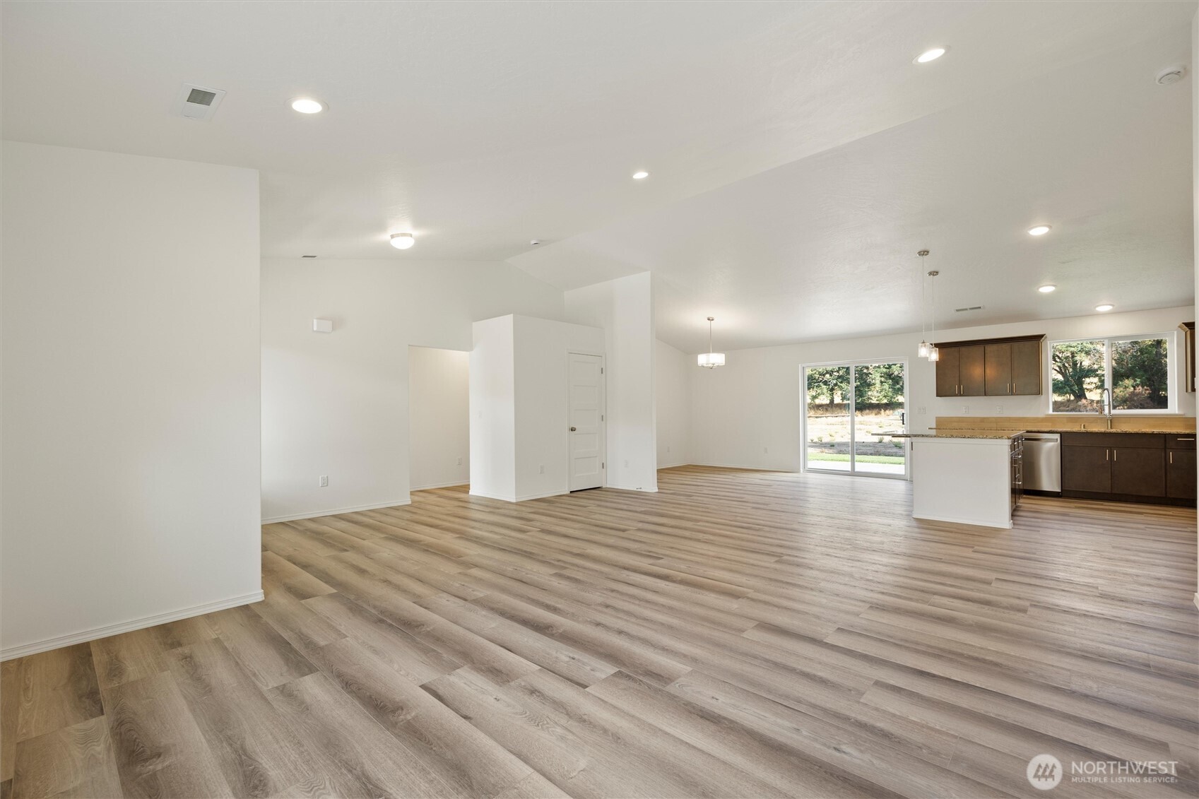 1507 S 5th Street , Dayton, WA 99328