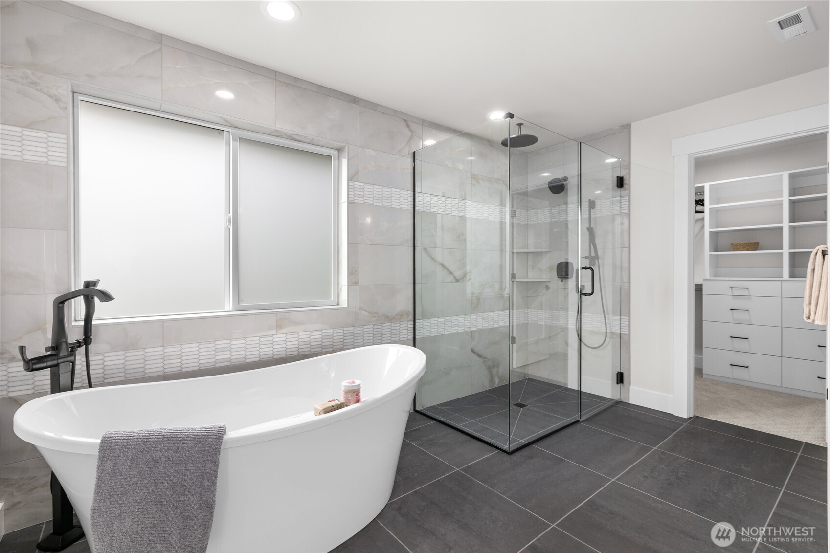 11241 79th Avenue Ct SW, Lakewood, WA 98498