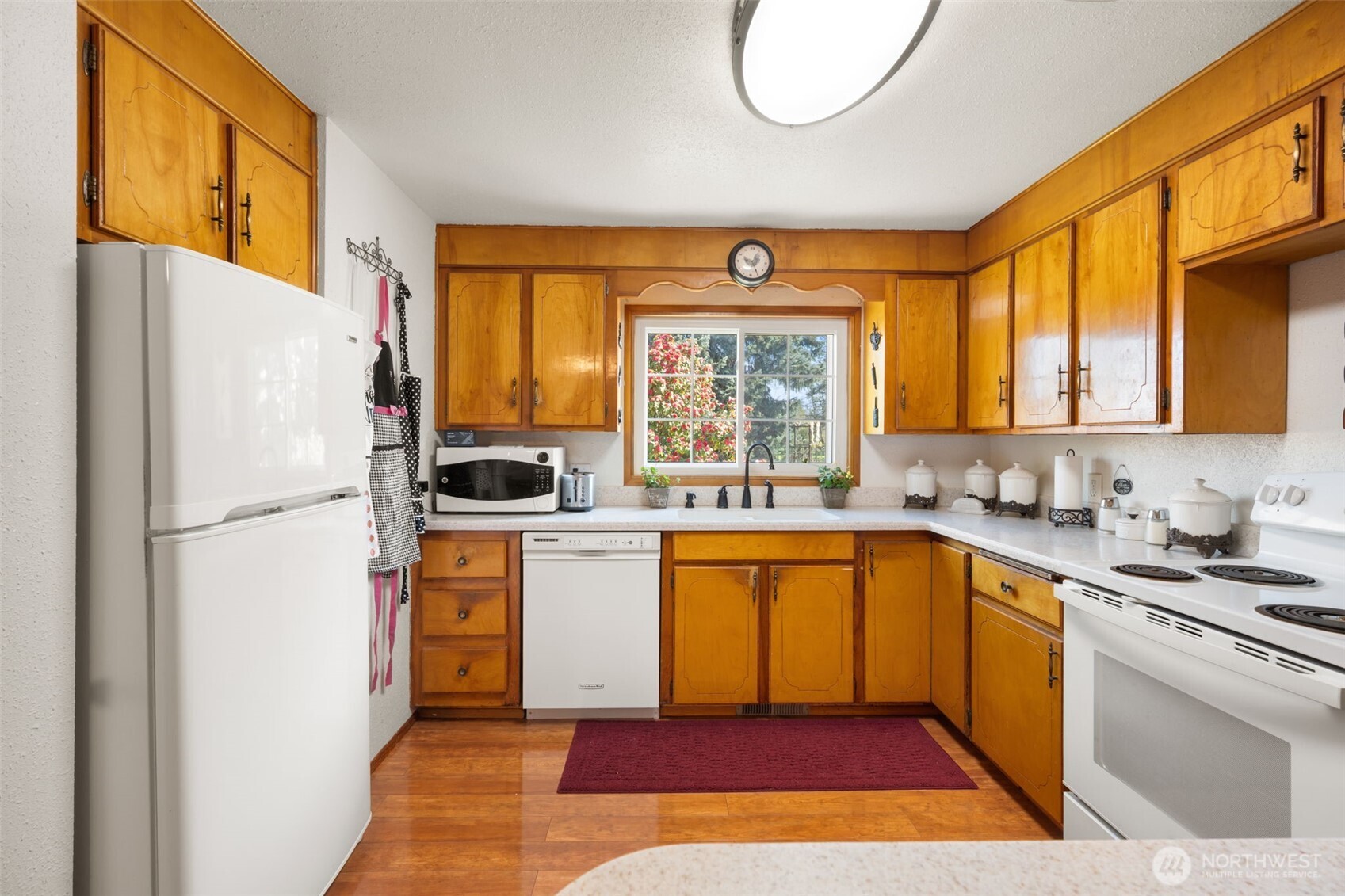 5514 H Jackson Highway , Toledo, WA 98591