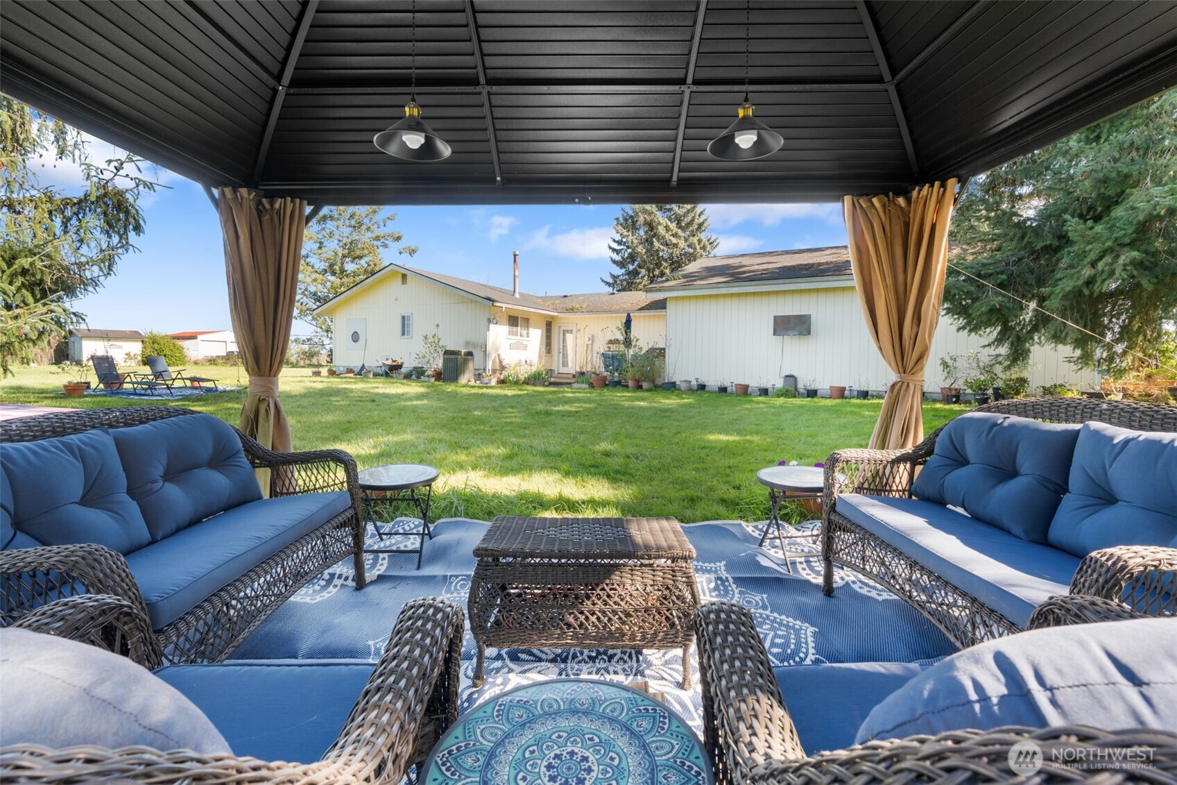 5514 H Jackson Highway , Toledo, WA 98591