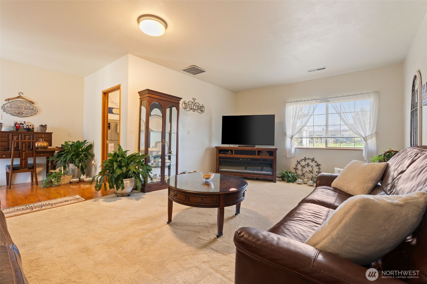 5514 H Jackson Highway , Toledo, WA 98591