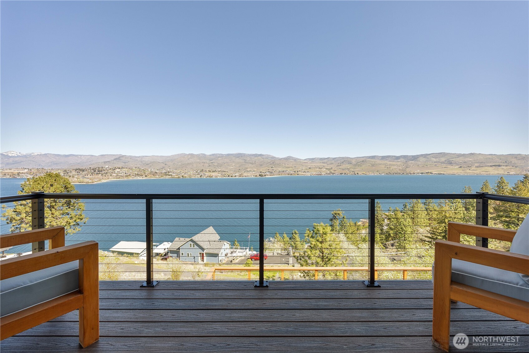328 Quail Run Road , Chelan, WA 98816