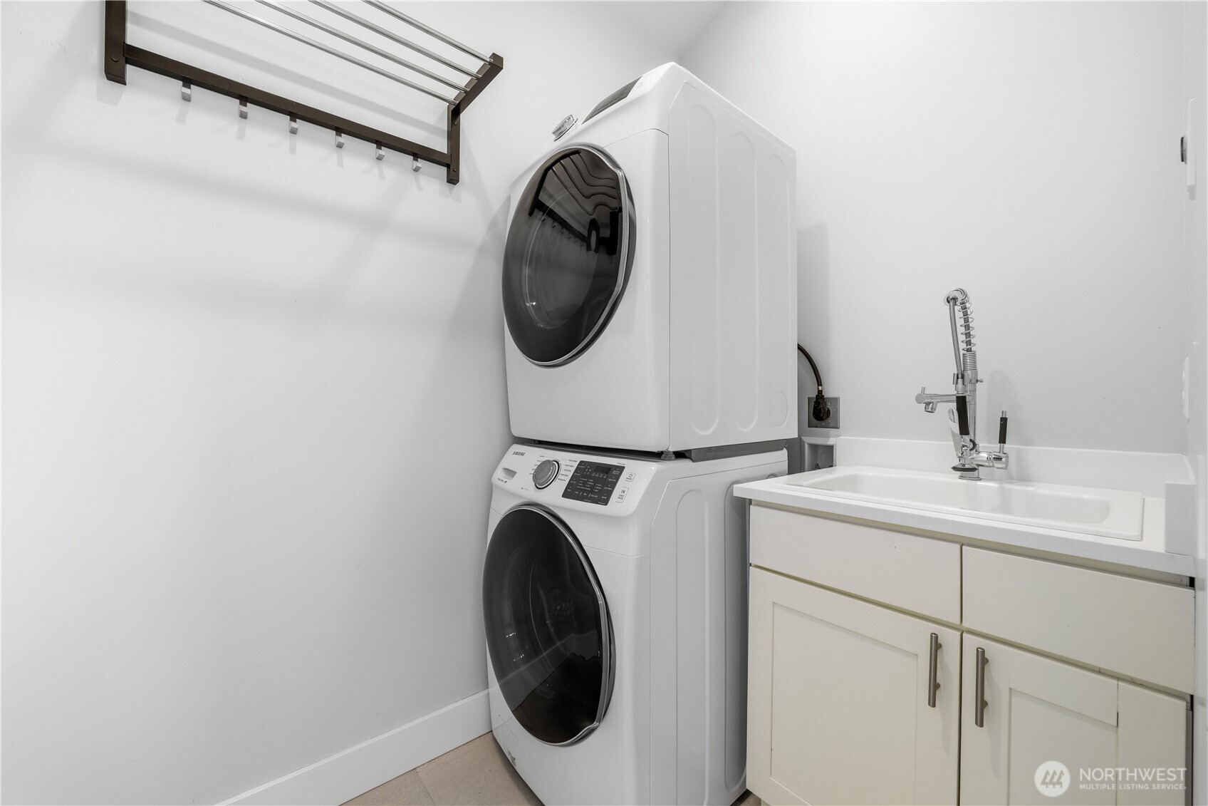 328 Quail Run Road , Chelan, WA 98816