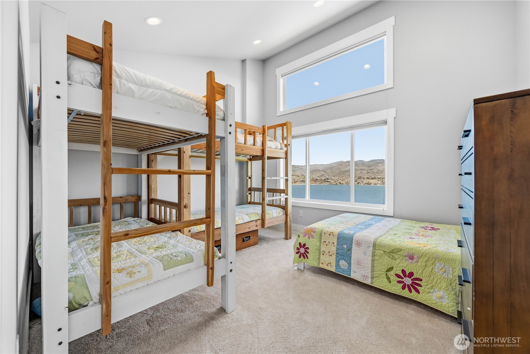 328 Quail Run Road , Chelan, WA 98816