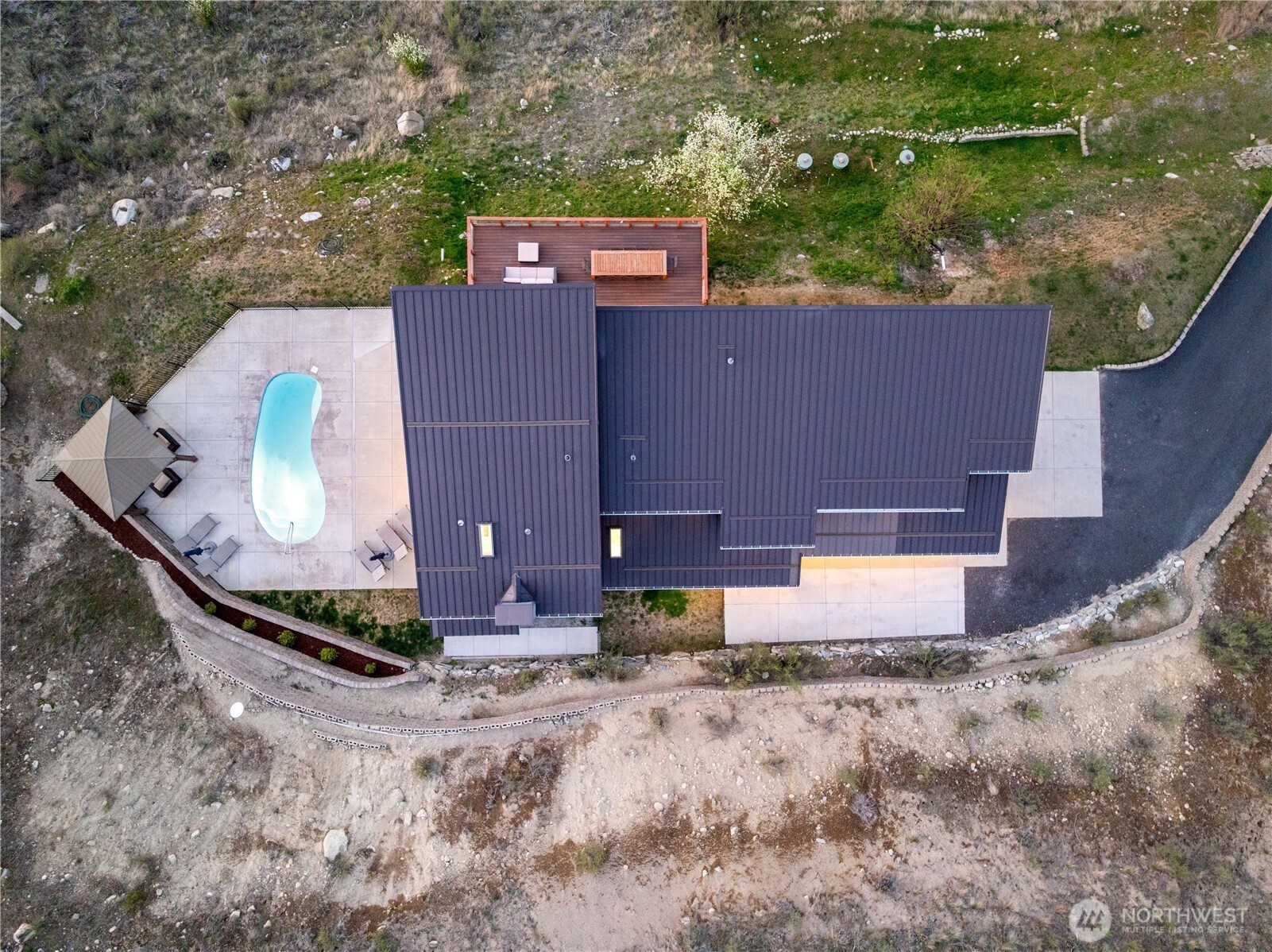 328 Quail Run Road , Chelan, WA 98816