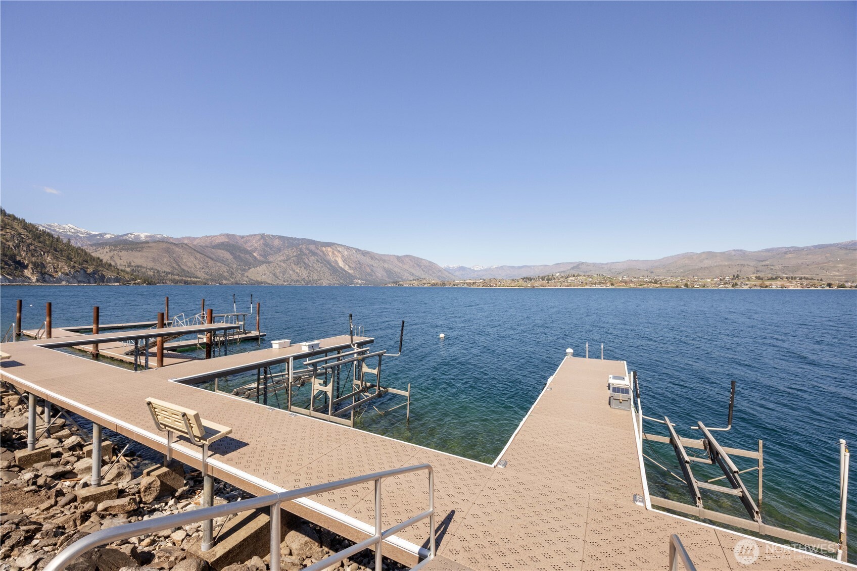 328 Quail Run Road , Chelan, WA 98816