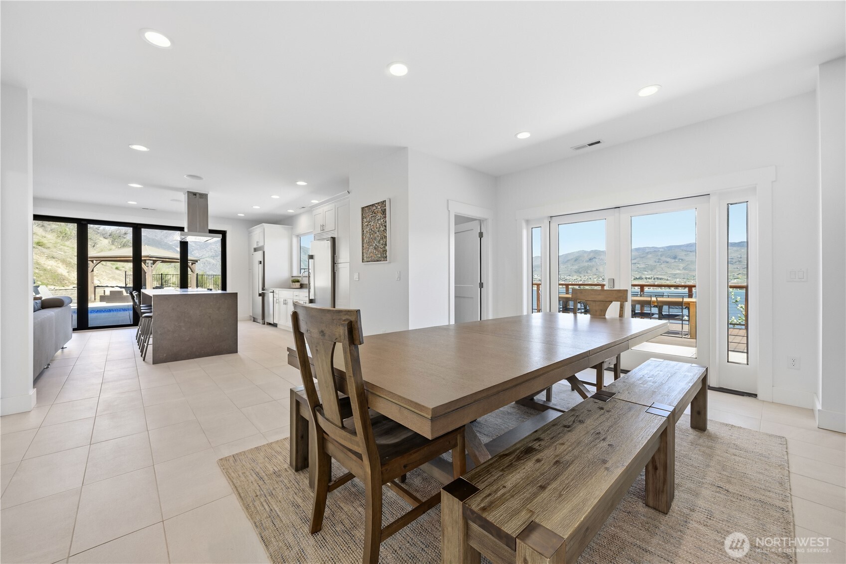 328 Quail Run Road , Chelan, WA 98816