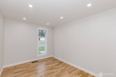 21713 Meridian Avenue S, Bothell, WA 98021 - Photo 19