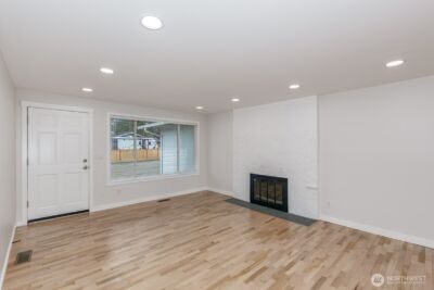 21713 Meridian Avenue S, Bothell, WA 98021 - Photo 6