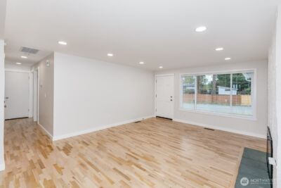 21713 Meridian Avenue S, Bothell, WA 98021 - Photo 7