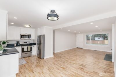 21713 Meridian Avenue S, Bothell, WA 98021 - Photo 9