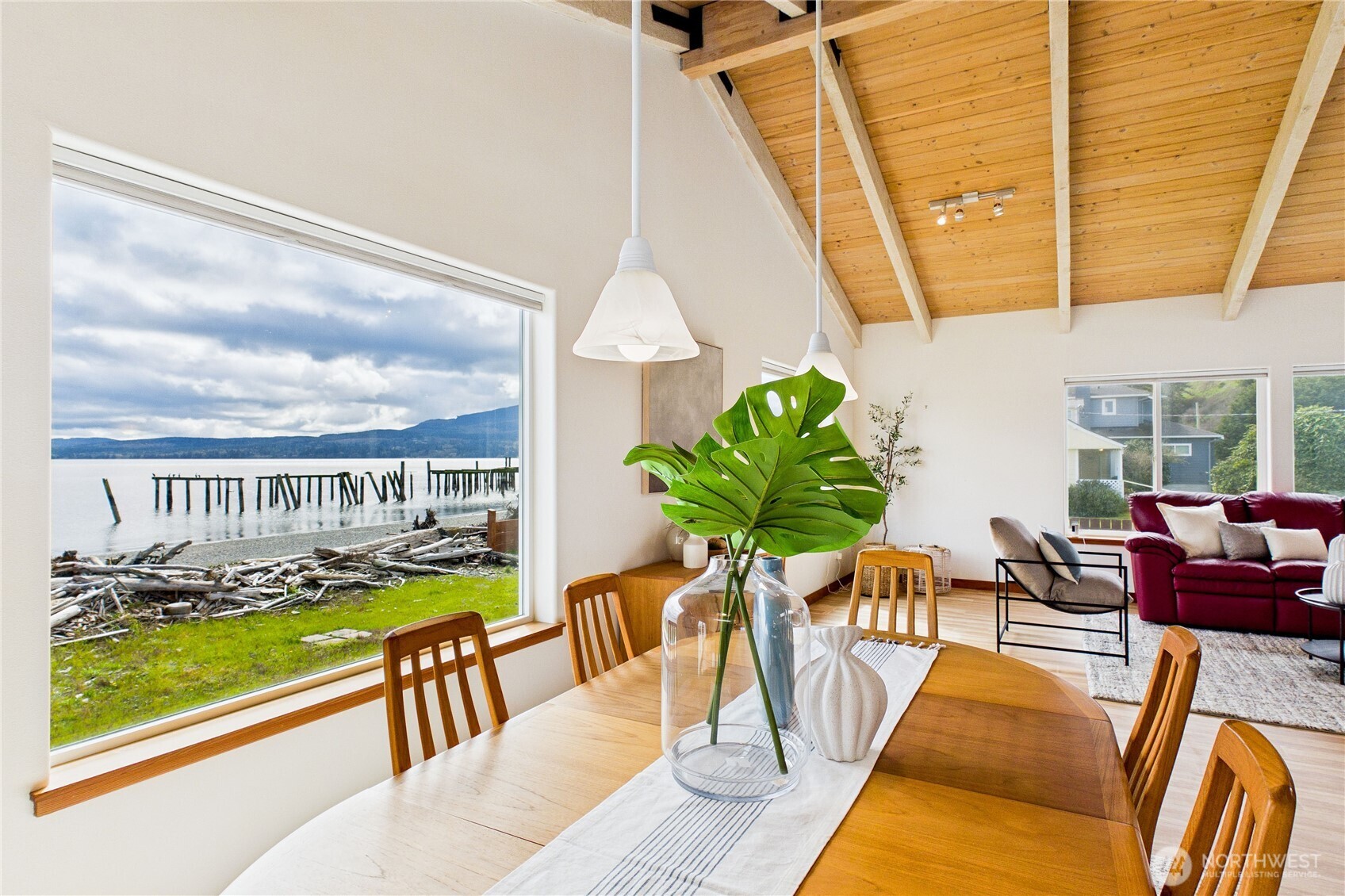 451 Beach Drive , Sequim, WA 98382