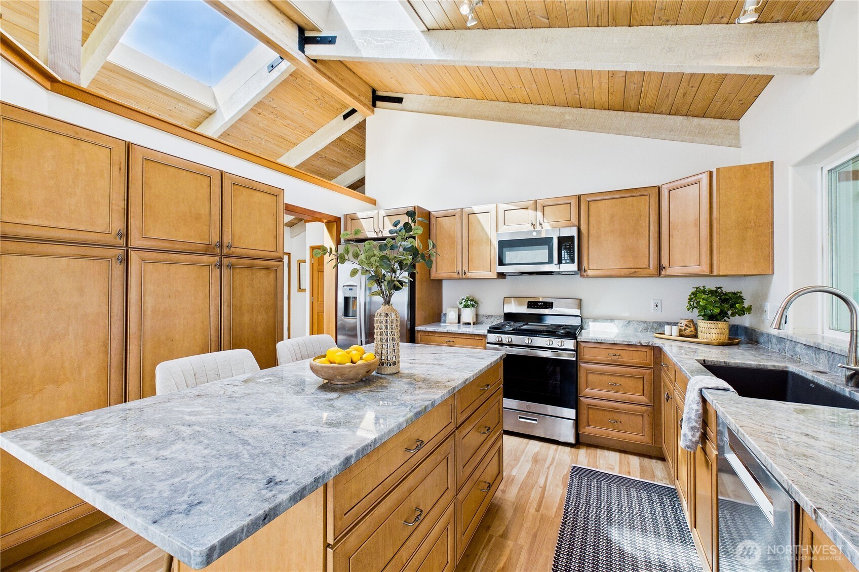 451 Beach Drive , Sequim, WA 98382