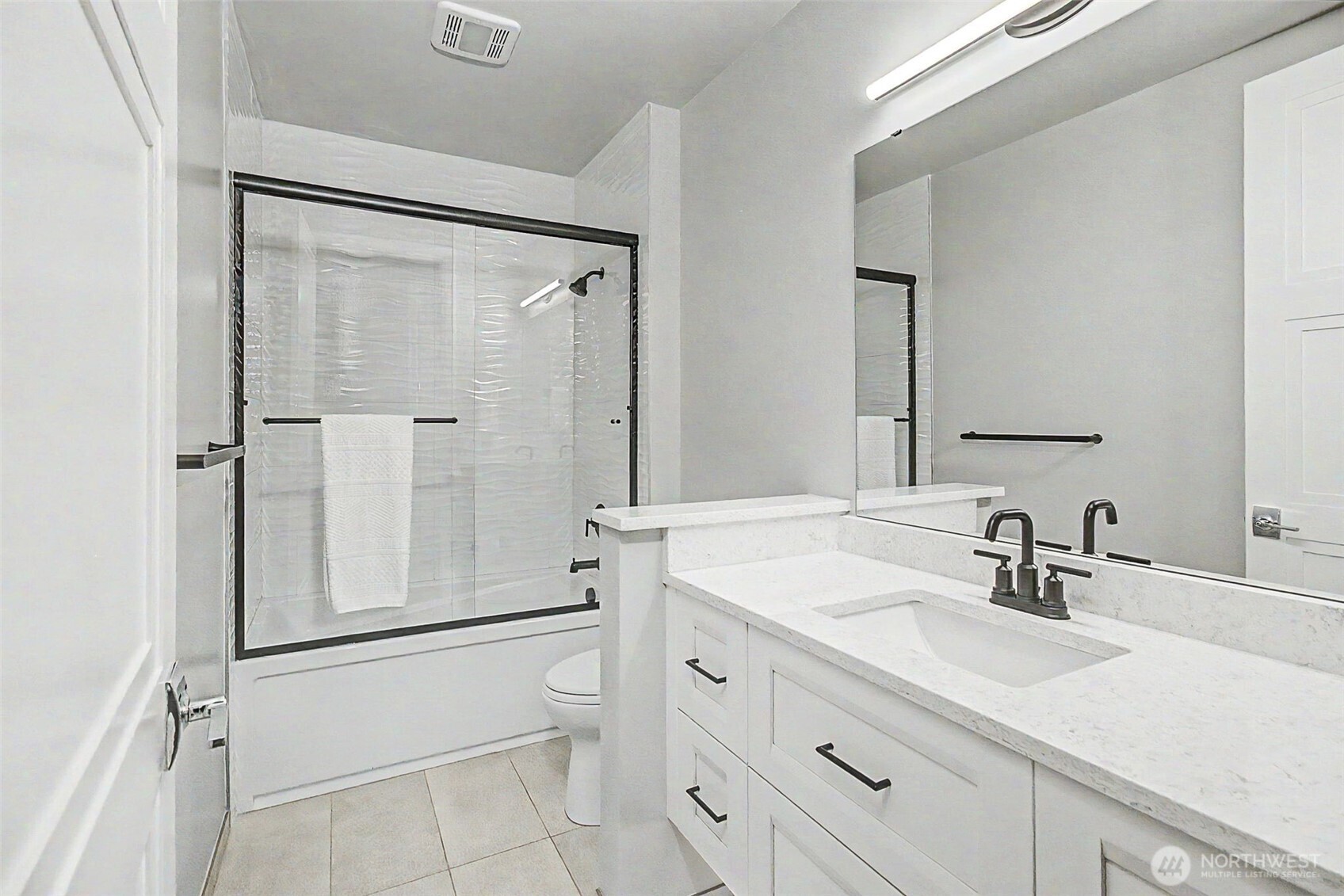 4907 Main Street #608, Tacoma, WA 98407