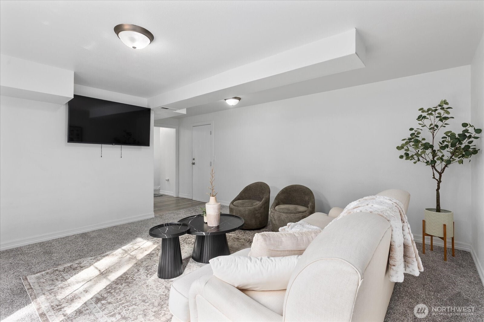 14453 89th Place NE, Kirkland, WA 98034