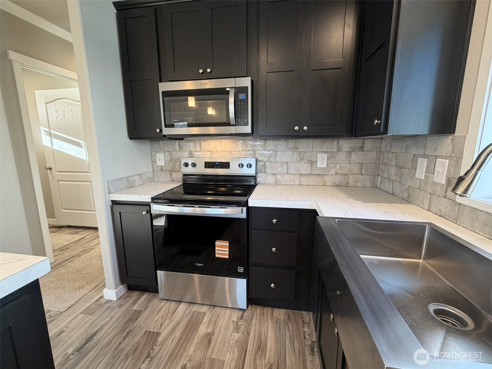 2010 Broadway Avenue #16, Hoquiam, WA 98550