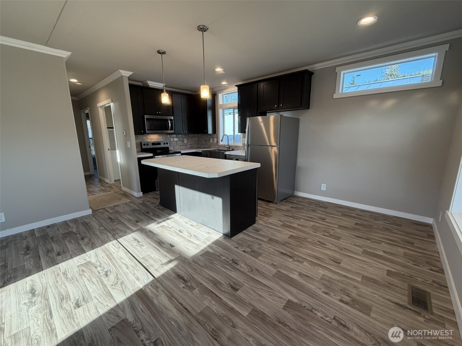 2010 Broadway Avenue #16, Hoquiam, WA 98550