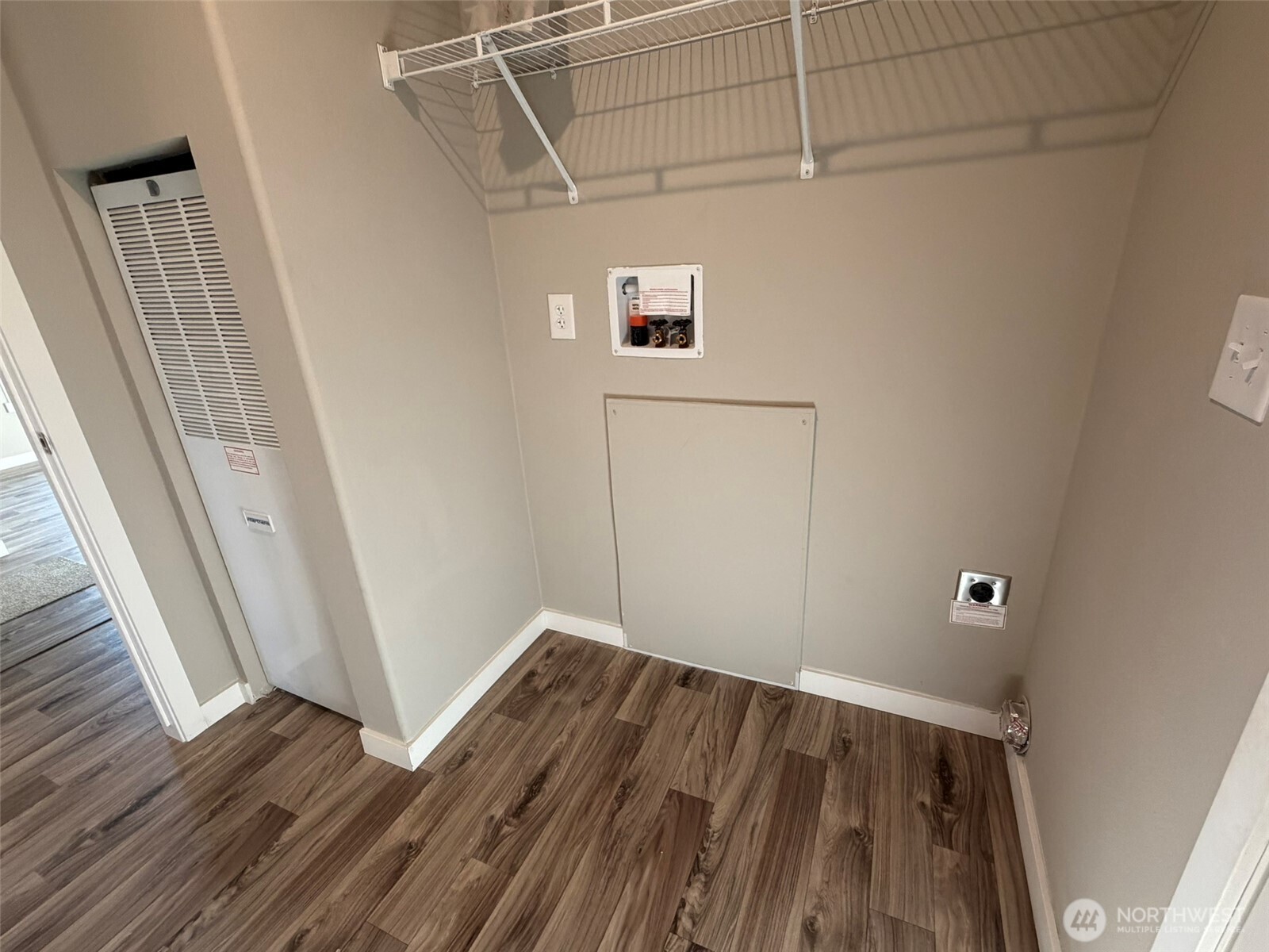 2010 Broadway Avenue #16, Hoquiam, WA 98550