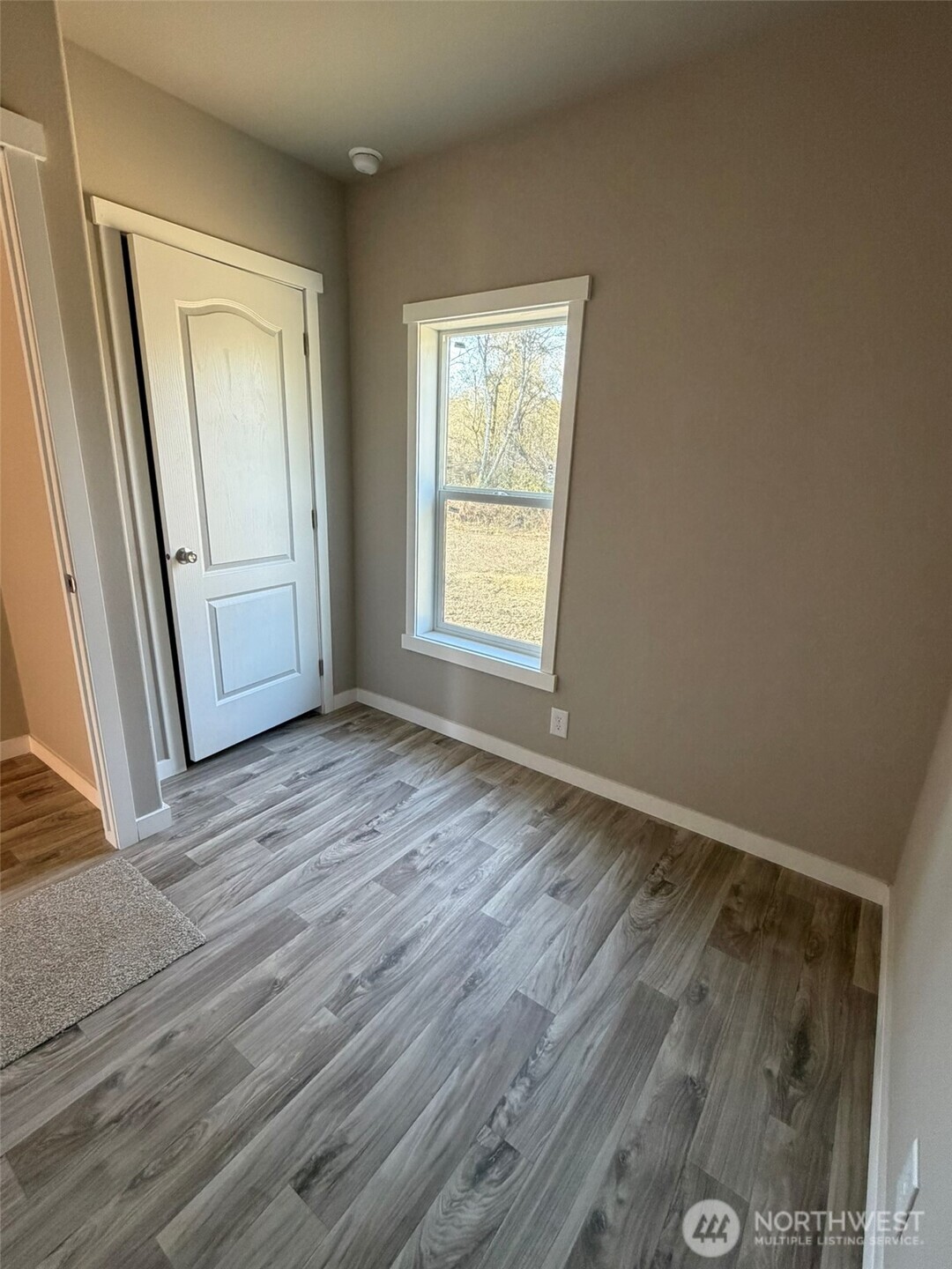 2010 Broadway Avenue #16, Hoquiam, WA 98550