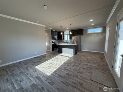 2010 Broadway Avenue #16, Hoquiam, WA 98550 - Photo 9