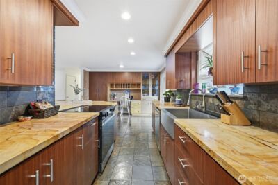 22407 87th Avenue W, Edmonds, WA 98026 - Photo 9