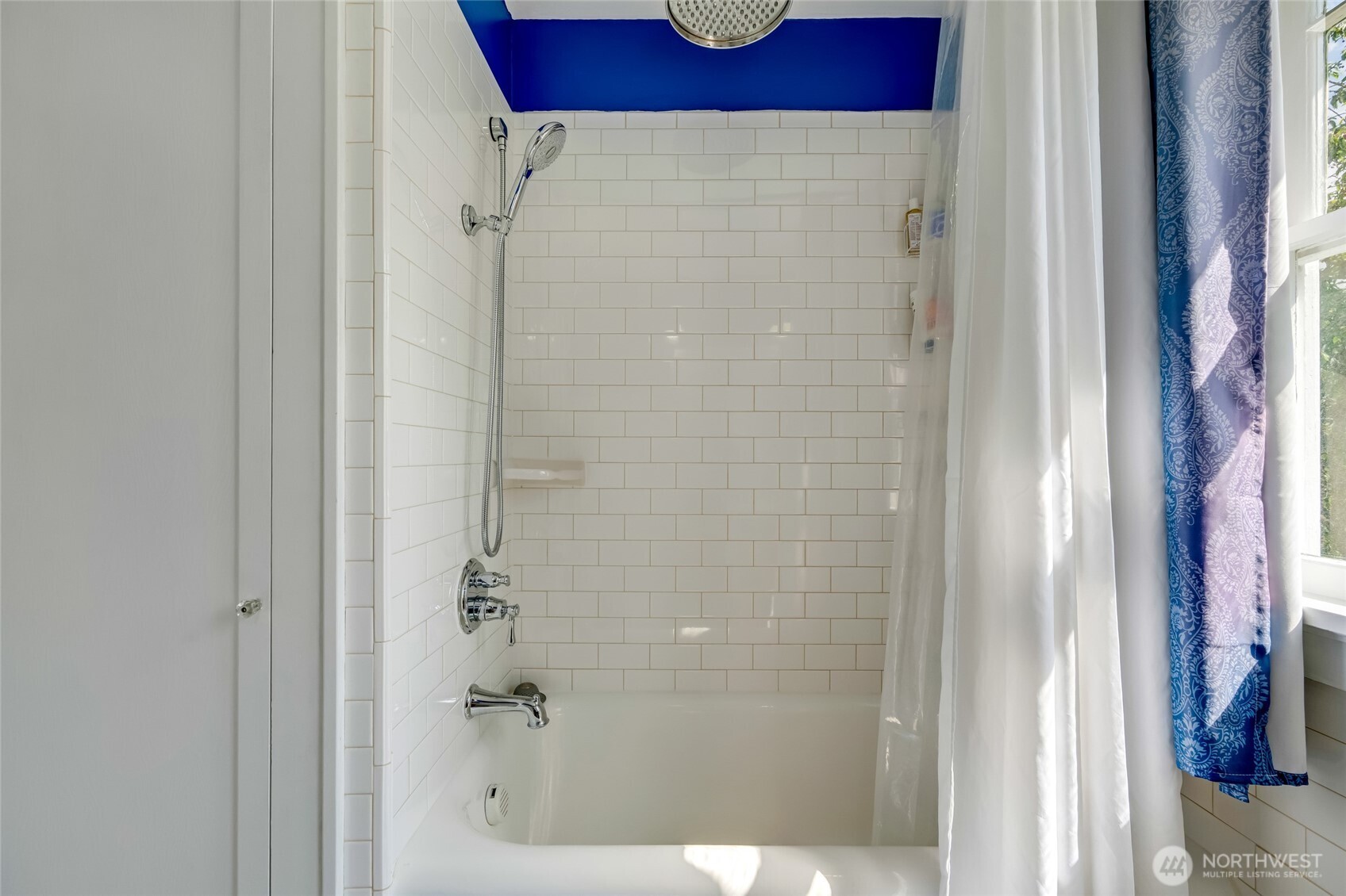 4918 S 3rd Avenue , Everett, WA 98203-2525