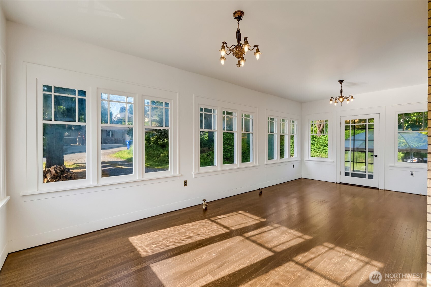 4918 S 3rd Avenue , Everett, WA 98203-2525