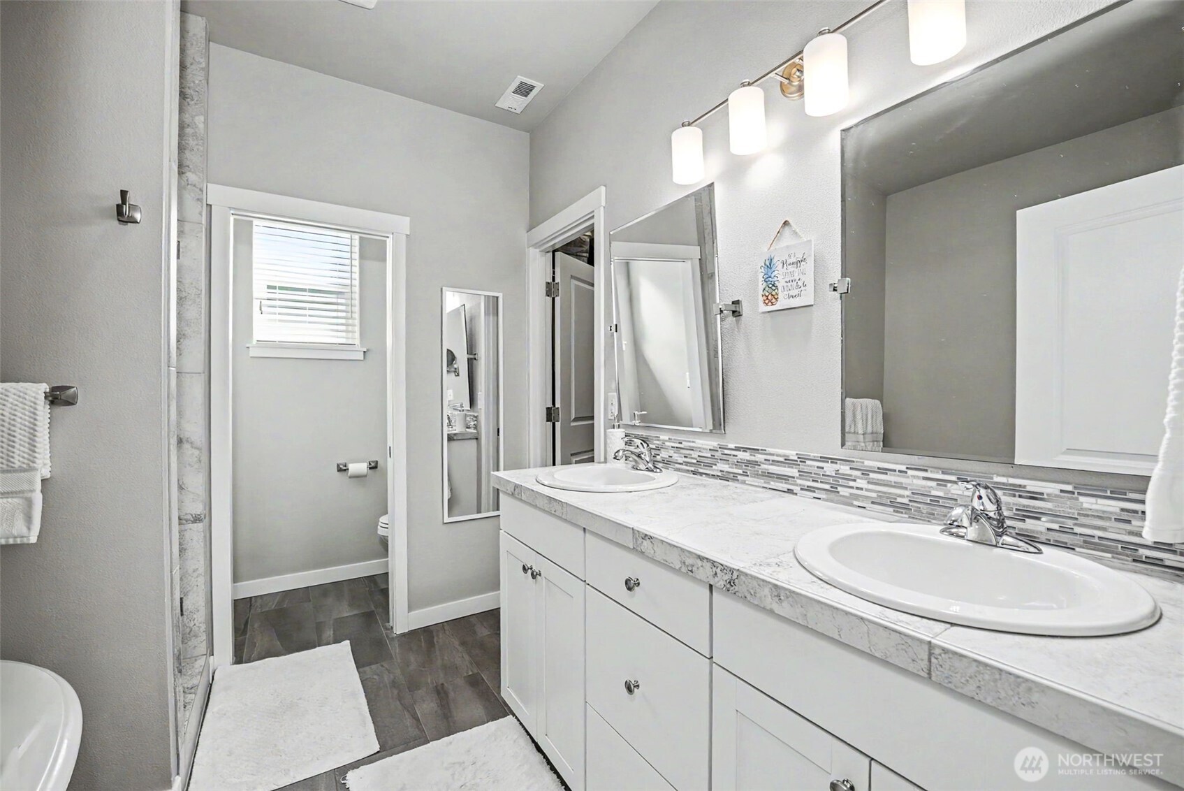 14900 Spartan Lane E, Sumner, WA 98390