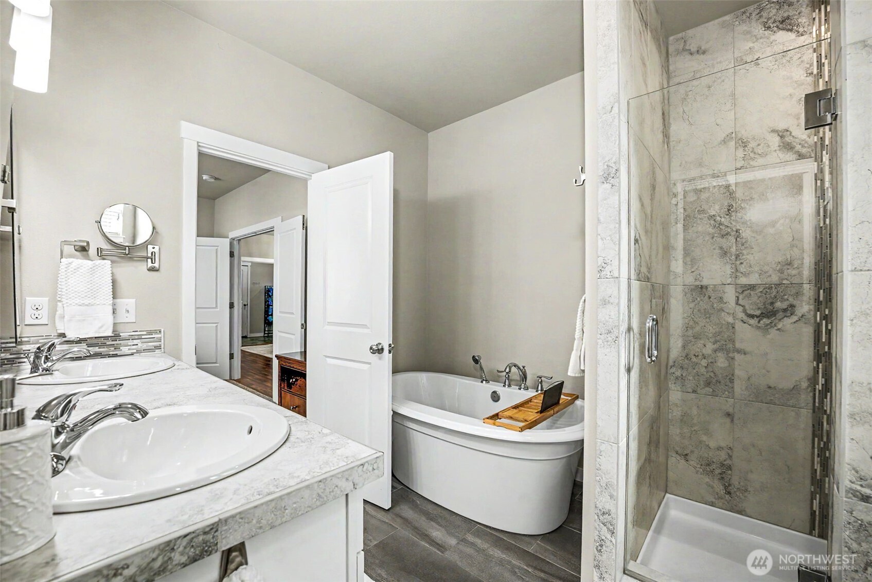 14900 Spartan Lane E, Sumner, WA 98390