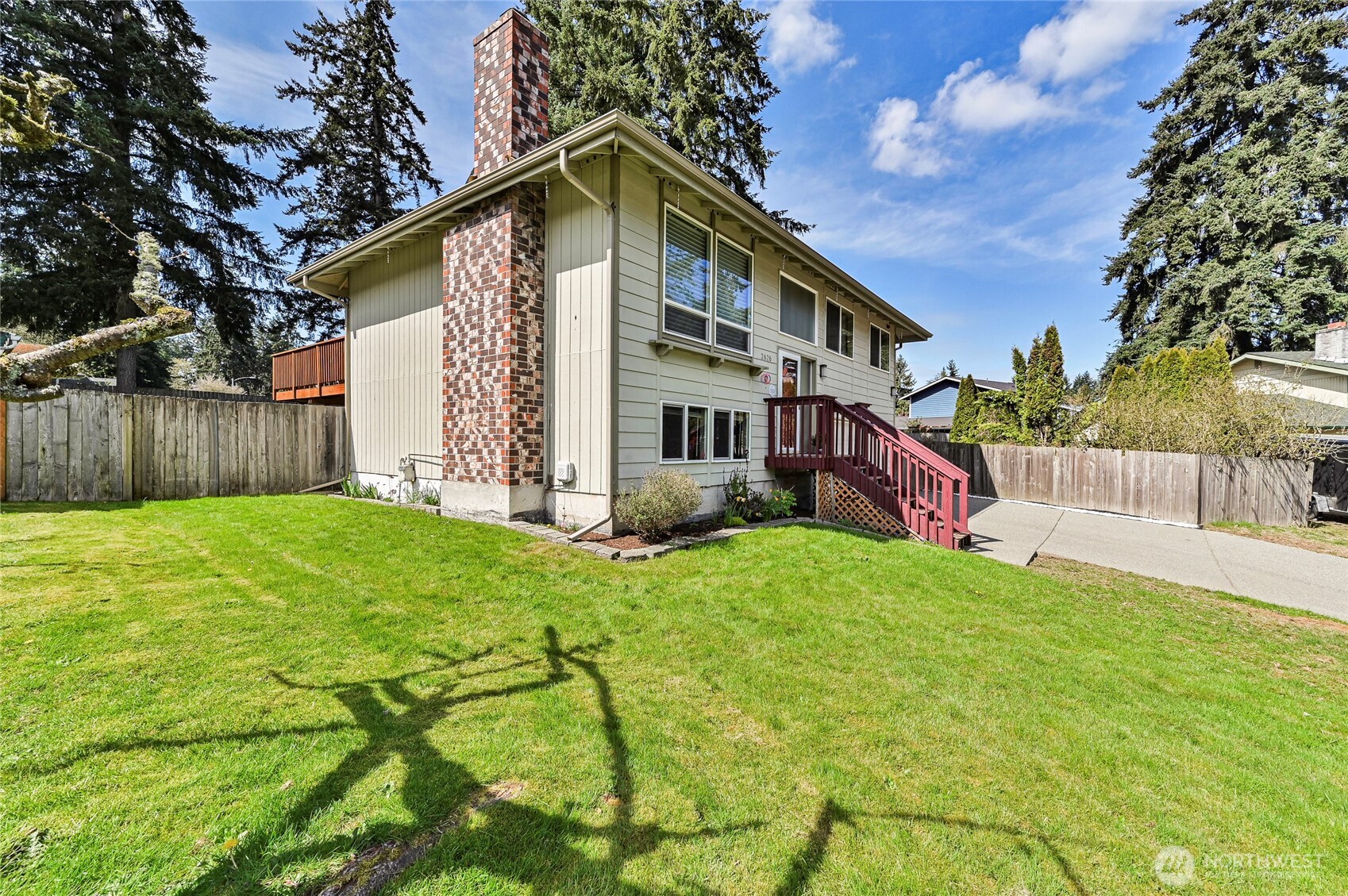 2626 SW 335th Court , Federal Way, WA 98023