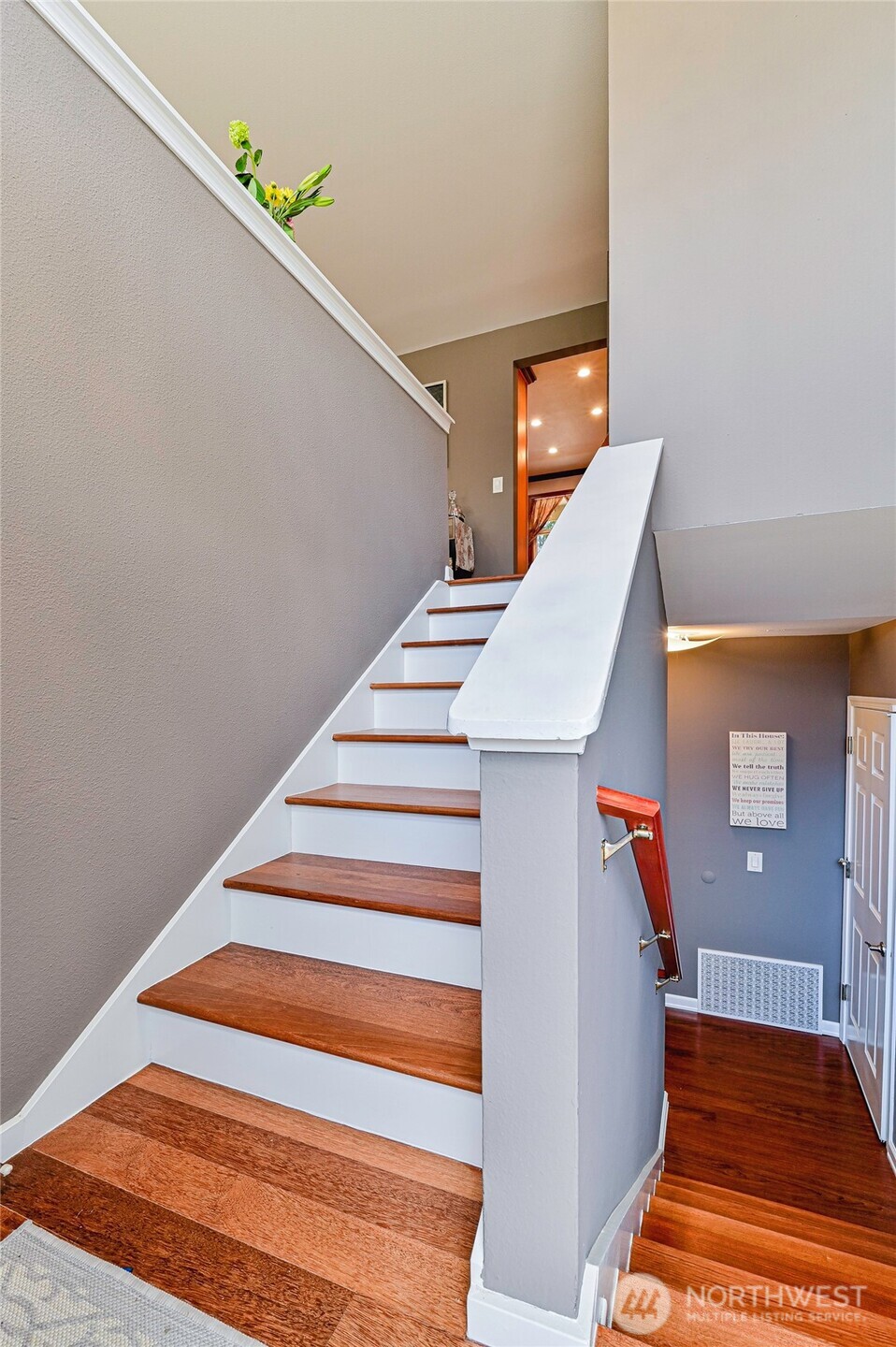 2626 SW 335th Court , Federal Way, WA 98023