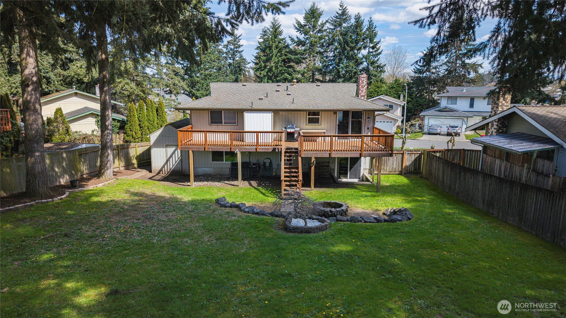 2626 SW 335th Court , Federal Way, WA 98023