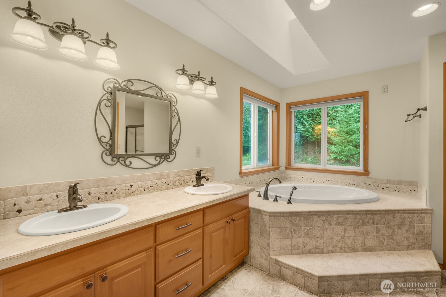 336 Big Hanaford Road , Centralia, WA 98531