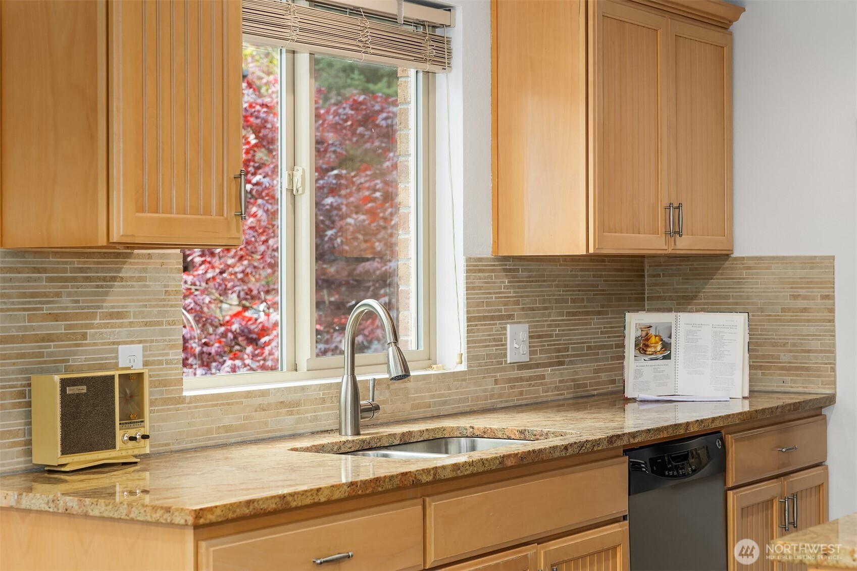 3834 175th Avenue NE #209, Redmond, WA 98052