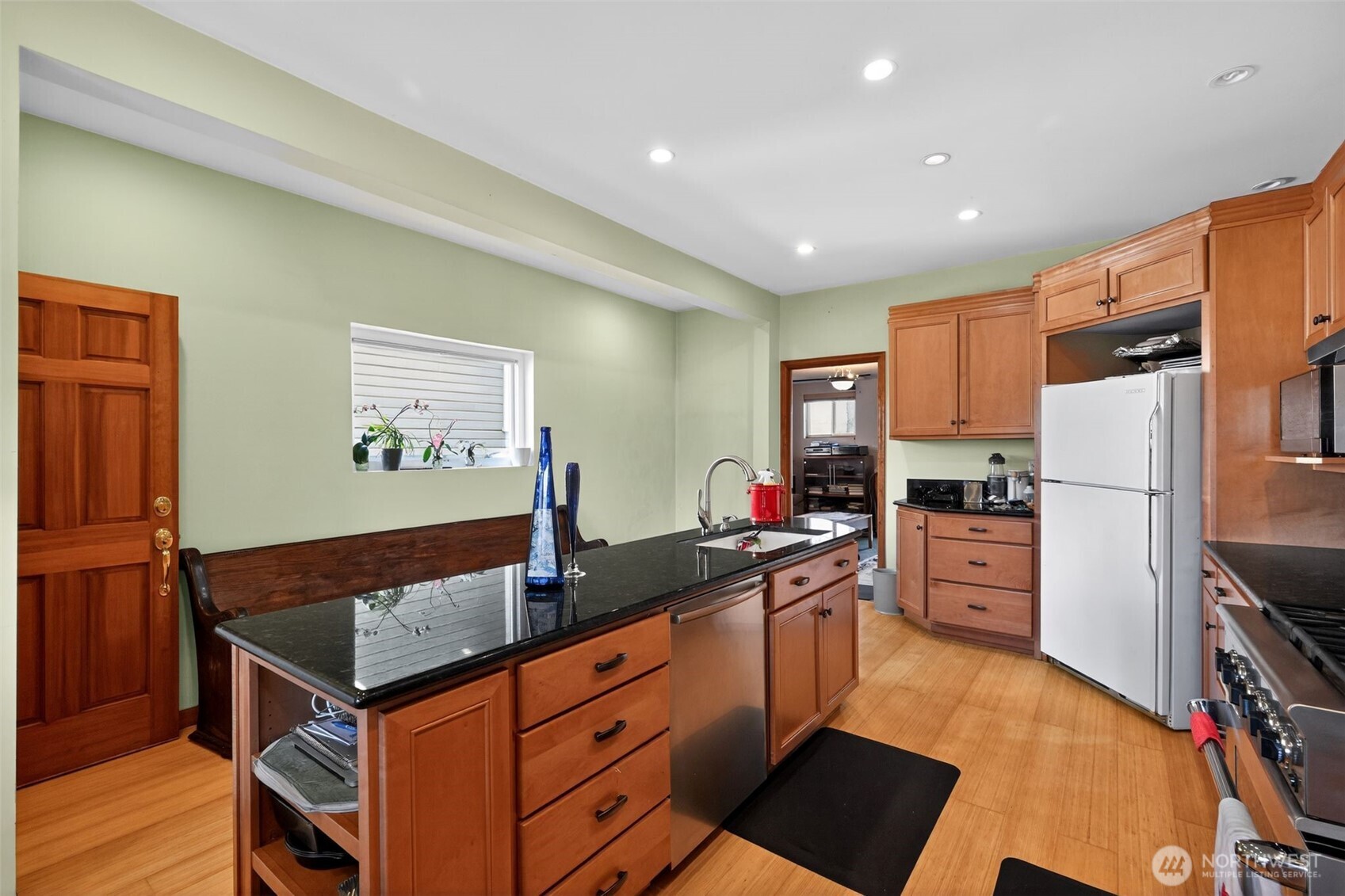 817 20th Avenue S, Seattle, WA 98144