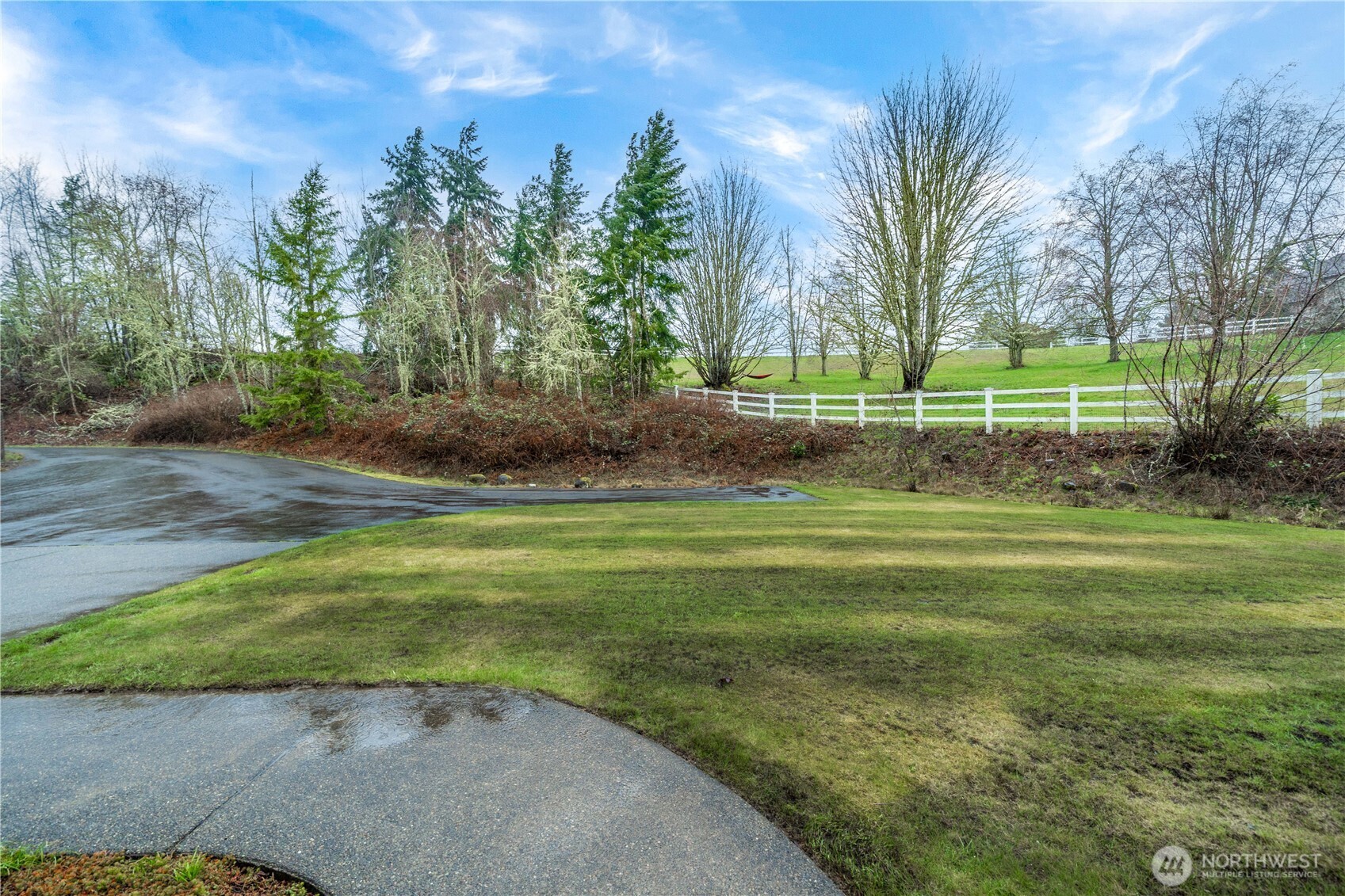 14003 263rd Avenue E, Buckley, WA 98321