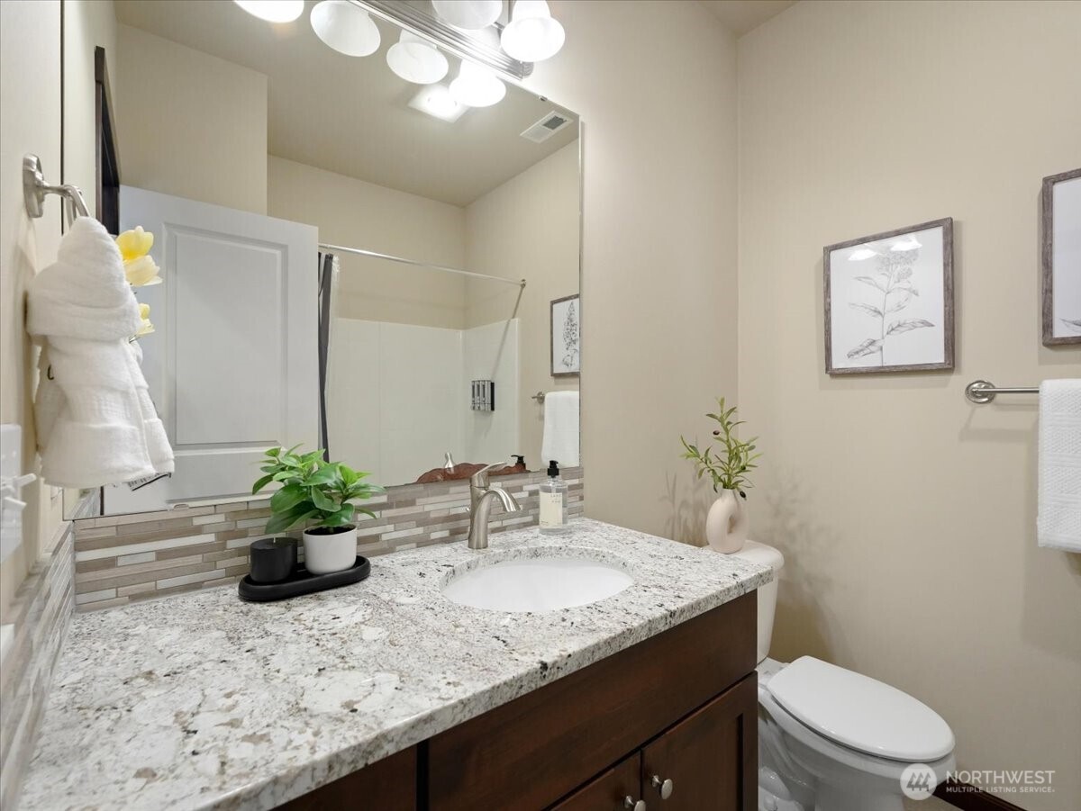 21000 61st Avenue W, Lynnwood, WA 98036-7507