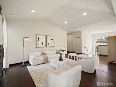 21000 61st Avenue W, Lynnwood, WA 98036-7507 - Photo 5