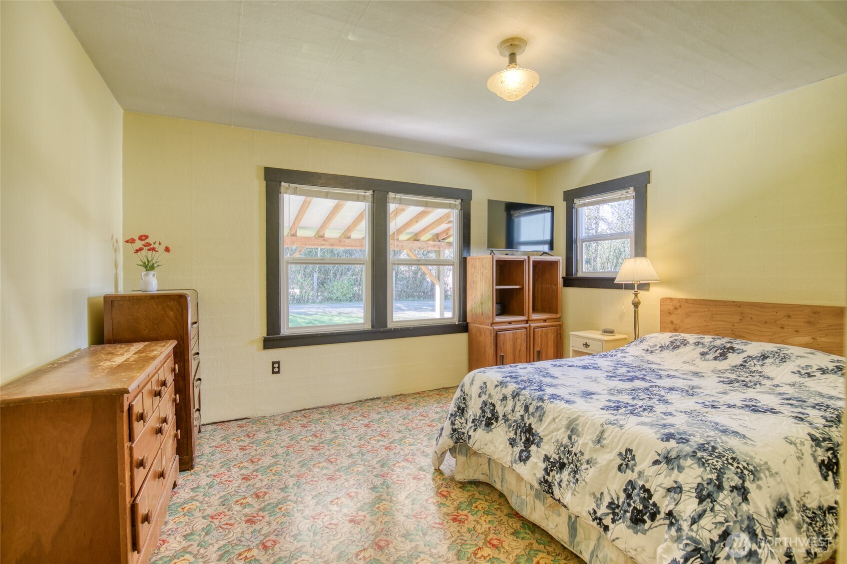 2 Groseclose Lane , Humptulips, WA 98552