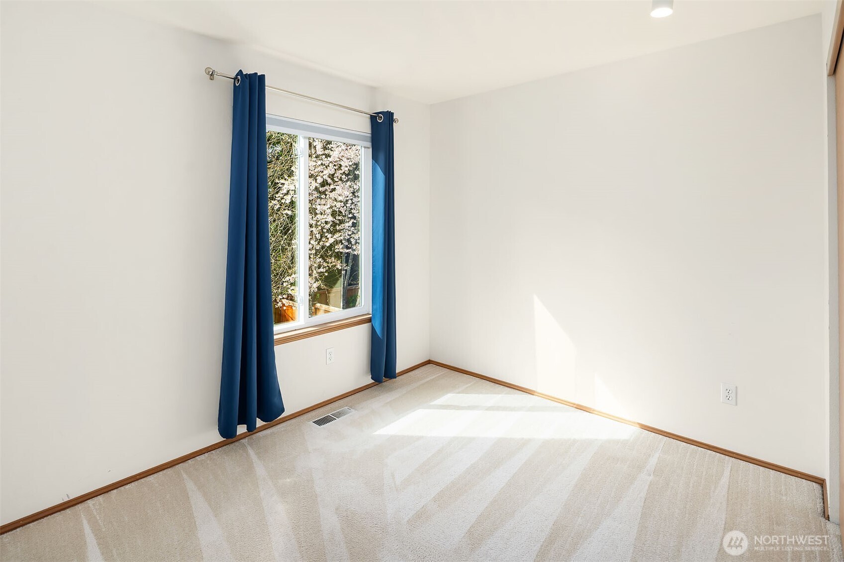 3603 254th Avenue SE, Sammamish, WA 98029