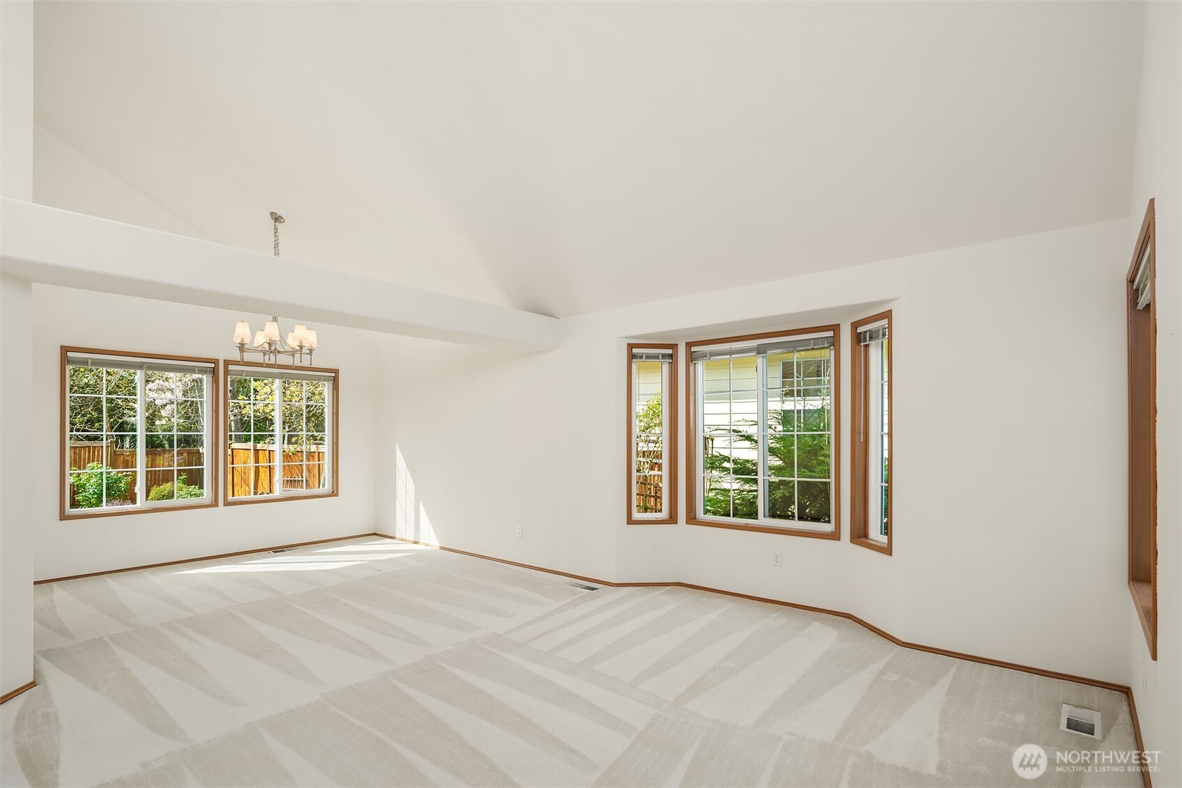 3603 254th Avenue SE, Sammamish, WA 98029