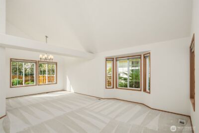 3603 254th Avenue SE, Sammamish, WA 98029 - Photo 4